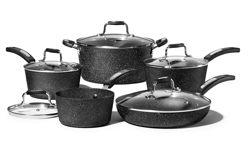 Cookware 10 pc set 1. 5 qt Saucepan 2 qt Saucepan 3 qt Saucepan 5 qt Stockpot and 10" Frypan all with glass lids and Bakelite handles